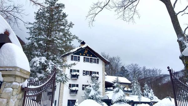 İtalya’da otele çığ düştü: 20 kişi kayıp